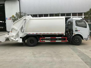 環衛垃圾車與油罐車 城市運維中的“雙面清潔工”